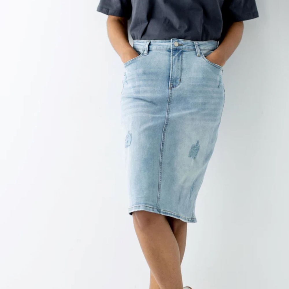 'Sierra' Light Wash Denim Skirt